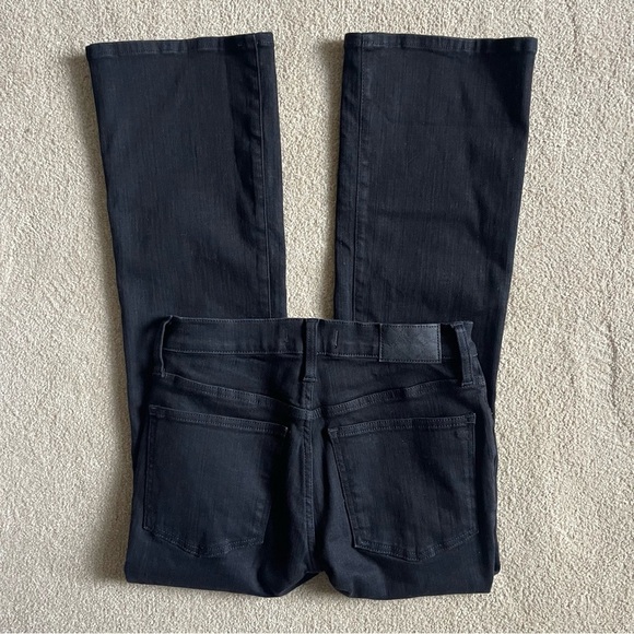 Madewell Mid Rise Kick Out Jeans in Black Rinse Size 27 Stretch Denim NEW $138 - Picture 4 of 11
